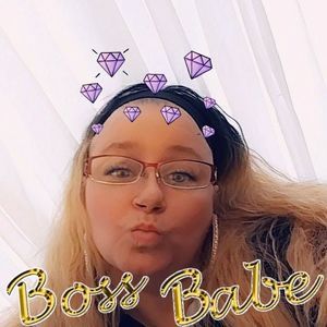 Meet your Posher, Janay